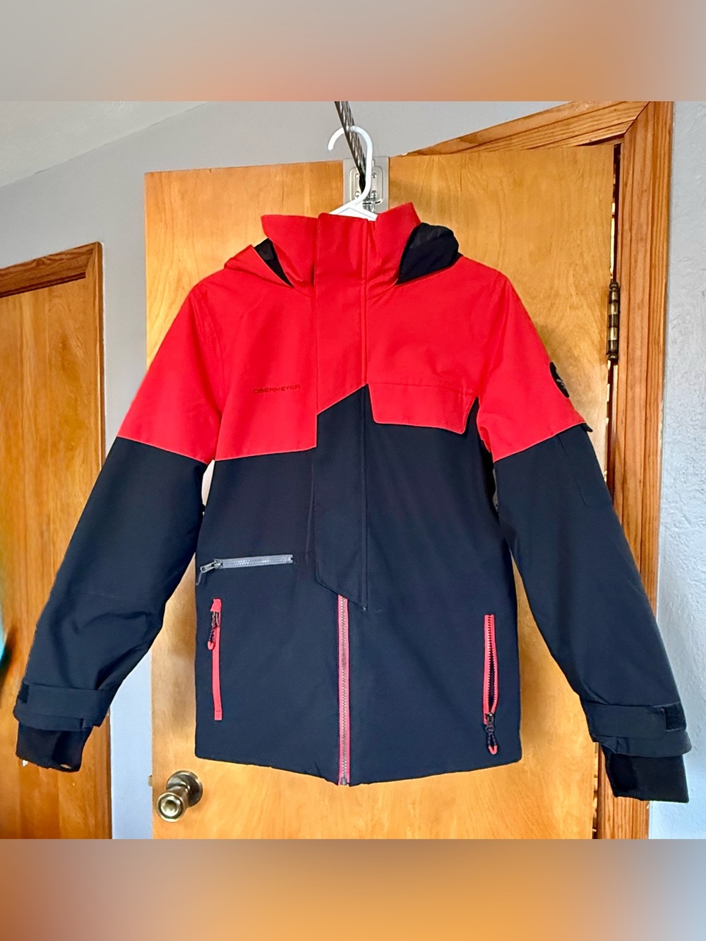 Obermeyer Boys' Axel Insulated Ski Jacket (Style #41094) - Red / Black